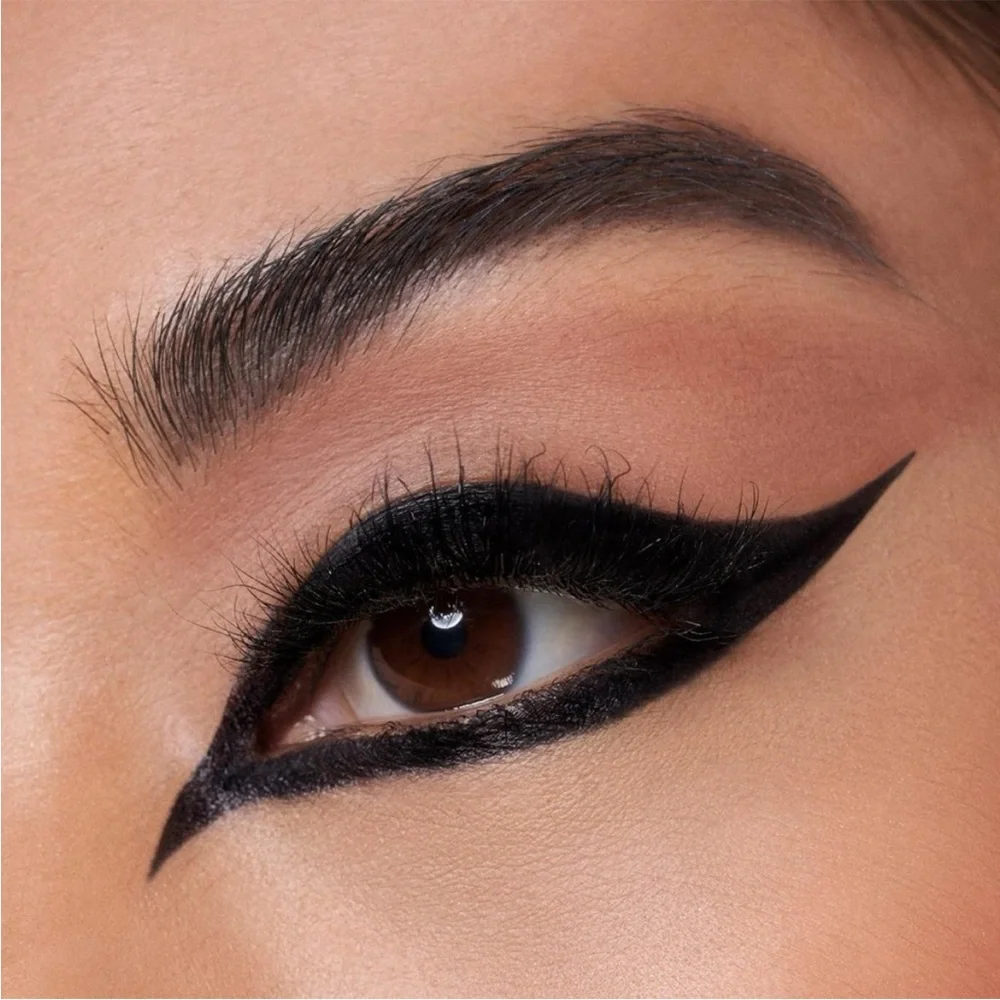 NEW Stila Stay All Day Matte Liquid Eye Liner Waterproof Matte Black 0.016 fl oz